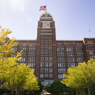Starbucks employees to return to the office four days a week — or take a payout